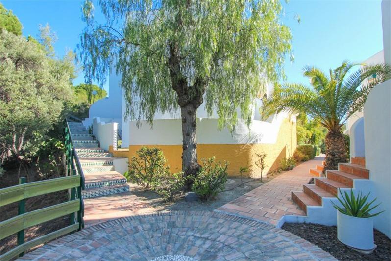 Amazing 3 Bedroom Townhouse In Nerja Exteriör bild