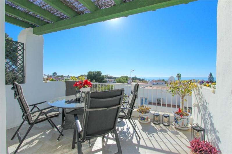 Amazing 3 Bedroom Townhouse In Nerja Exteriör bild